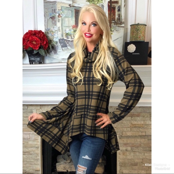 🛍LAST Plaid Shark Bite Hem Plaid Super Cozy Tunic - Picture 4 of 6